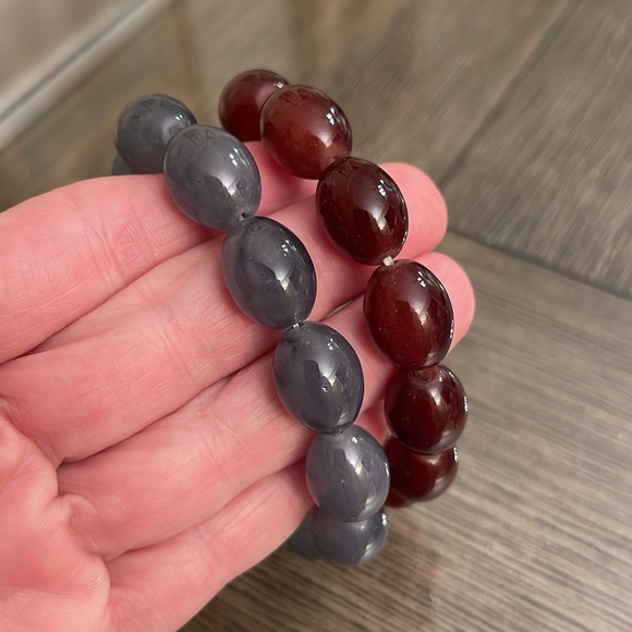 Two Stretch Oval Glass Bead Bracelets Grey & Brown - Picture 12 of 12